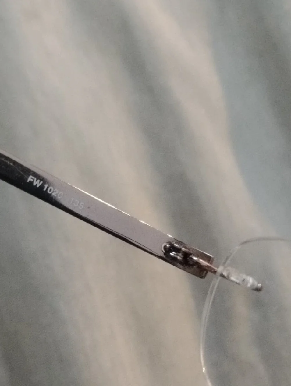 Rimless Reading Glasses with Pink Temple Tips